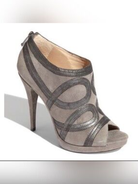 Via Spiga Gray Suede Leather Peep-Toe High Heel Bootie with Dark Trim Size 9